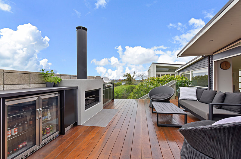 outdoor kitchen with outdoor living nz, 